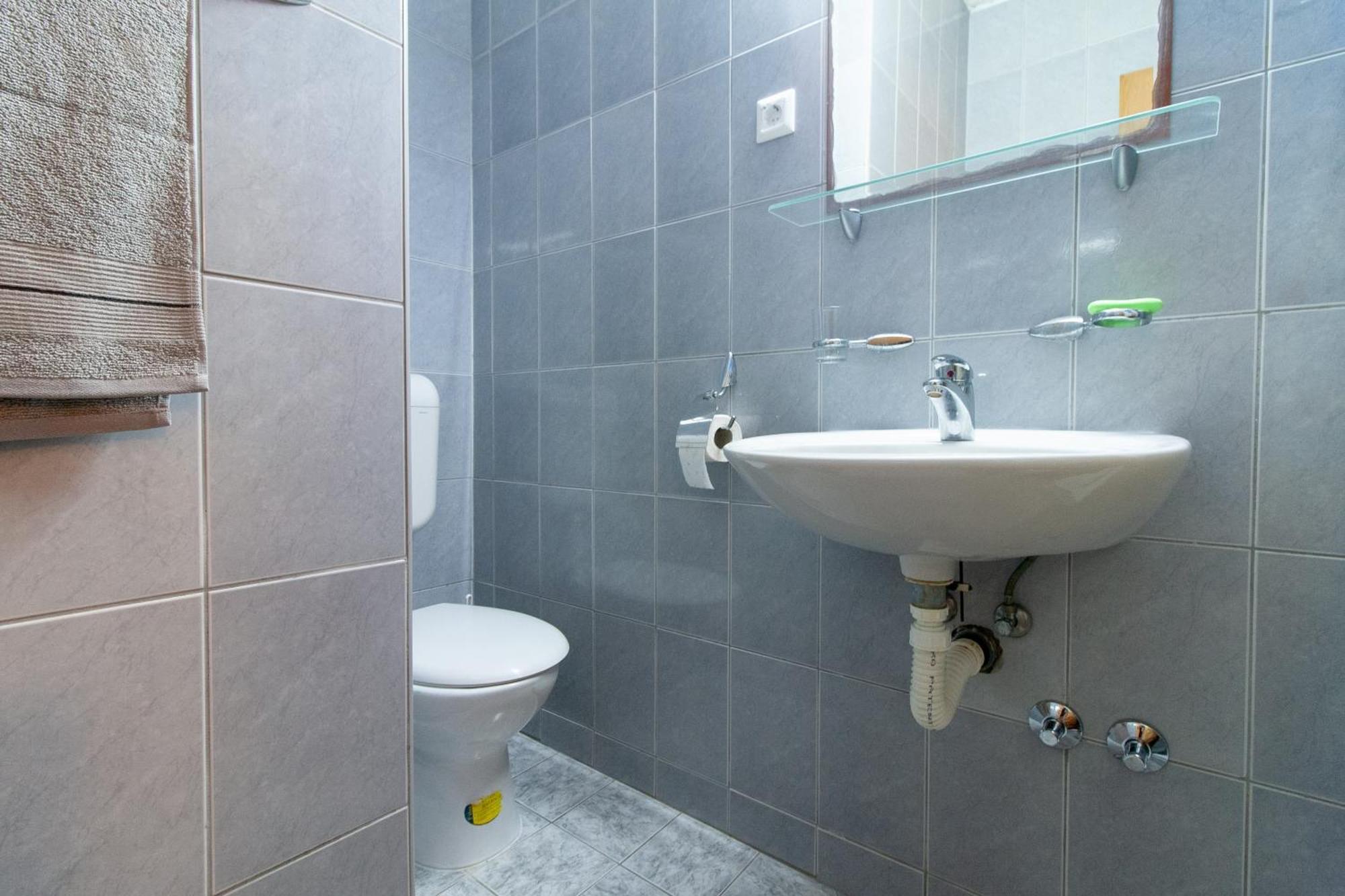 Apartments Laura Неум Стая снимка